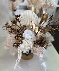 Dried arrangement pink white & gold