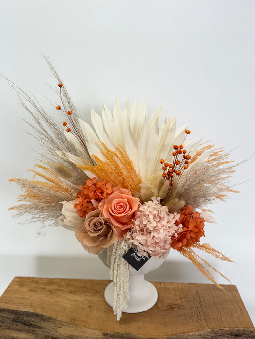 Sunkissed peach - dried floral arrangement