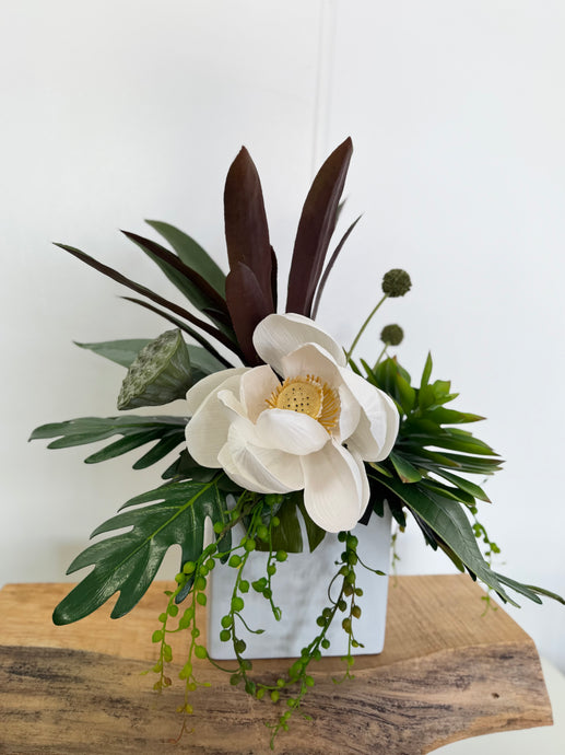Faux arrangement magnolia