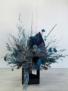 Moody blues dried arrangement cubed